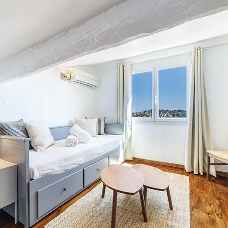 Floor And Sea View In The Old Town Apartamento